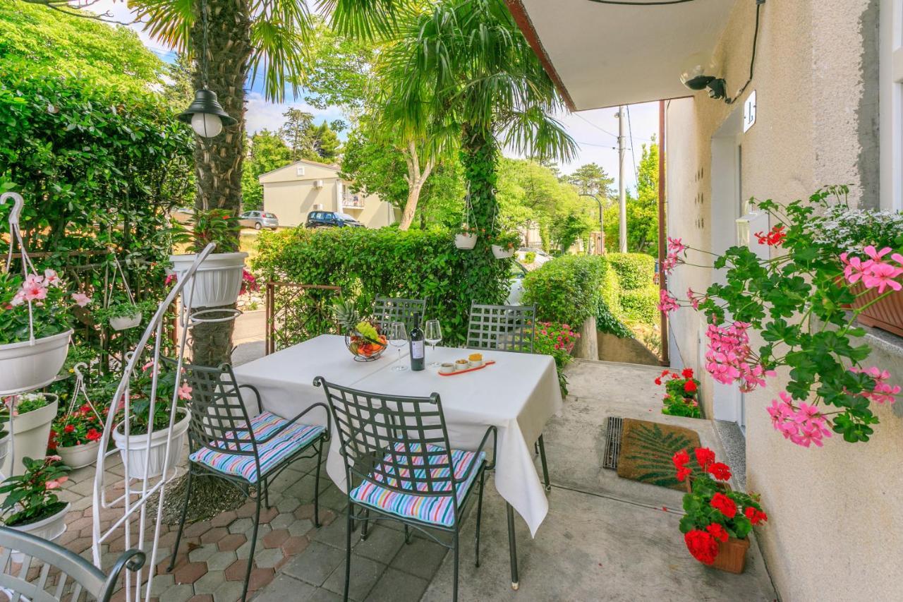 Apartment Carpe Diem "Pet Friendly" Crikvenica Esterno foto