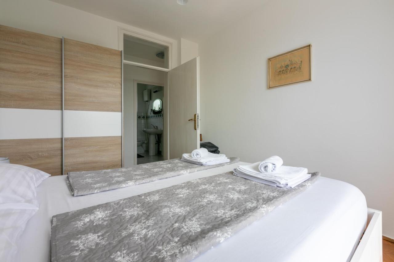 Apartment Carpe Diem "Pet Friendly" Crikvenica Esterno foto