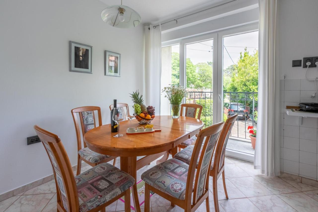 Apartment Carpe Diem "Pet Friendly" Crikvenica Esterno foto
